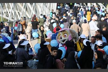 همایش‌ پیاده‌روی خانوادگی کارکنان شهرداری تهران - ۲ 26