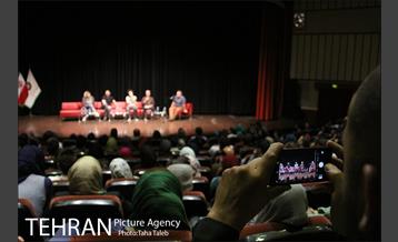 نشست نقد و بررسی فیلم ابد و یک روز فرهنگسرای ارسباران 5