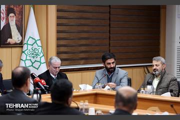 نشست هم‌اندیشی هیئت رئیسه اتاق اصناف تهران، روسای اتحادیه‌های صنفی تهران و هیئت امناء بازار تهران با شهردار تهران 58