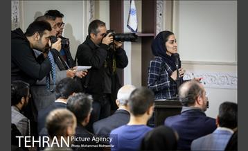 نخستین نشست خبری دکتر پیروز حناچی شهردار تهران - ۲ 17