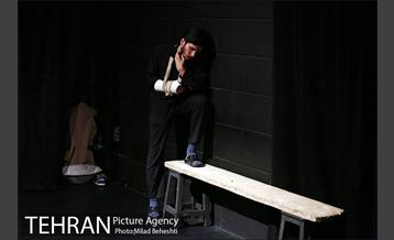 نمایش نایب سرخی ها 6