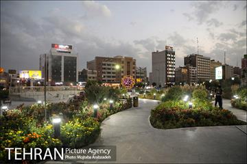 پلازای شهری میدان هفتم تیر 8