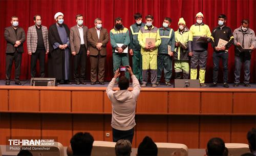 ویژه برنامه تجلیل از کارگران نمونه 10