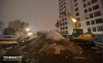 به وقت خدمت؛ برف‌روبی منطقه 1 شهرداری تهران 14
