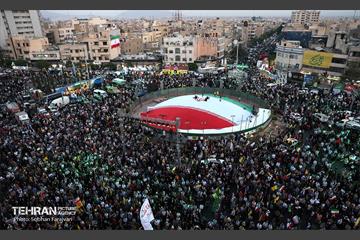 مهمانی ۱۰ کیلومتری عید غدیر در تهران - 3 23