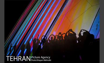 هزار توی زمان در برج آزادی 22