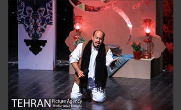 شب شعر و مرثیه خوانی " بر آستان اشک" در فرهنگسرای اندیشه 5