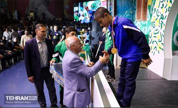 سومین جام قهرمان شهر 17