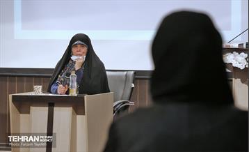 نشست هم اندیشی بانوان منطقه 5 شهرداری تهران 18