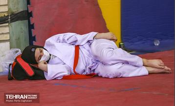 مسابقات انتخابی تیم ملی کاراته زنان 13