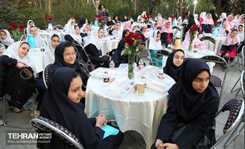 پویش «ماه مهربانی» در منطقه 6 18