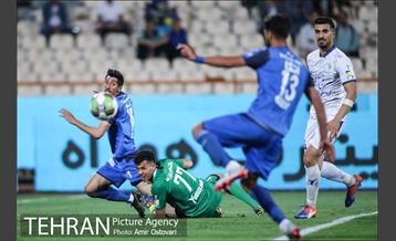 دیدار تیم های استقلال تهران و استقلال خوزستان 27