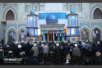 اولین همایش مسجد برقرار در حرم امام(ره) 2