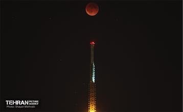 ماه خونین» 15