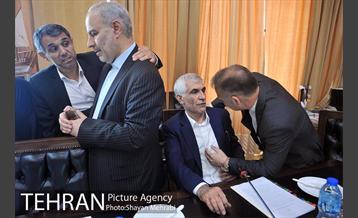 جلسه کمیسون عمران مجلس شورای اسلامی با حضور شهردار تهران 3