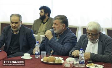 نخستین نشست قلم‌های آسمانی 18