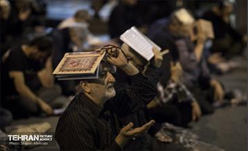 مراسم احیای شب بیست و یکم در میدان امام حسین(ع) 31