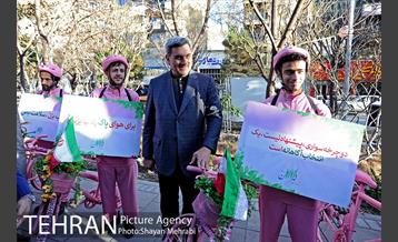 بازدید شهردار تهران از نوروزگاه بلوار کشاورز 25