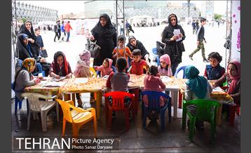 آیین گلاب­گیری «زیارت گل» 20