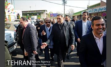 بازدید شهردار تهران از بازار میوه و تره بار جلال آل احمد 17