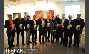 رونمایی از رمان رهایی 16