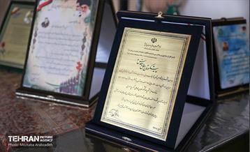 دیدار شهردار تهران باخانواده شهید  اکبرپورسرابی 4