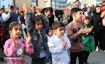 ویژه برنامه باغ عروسک‌ها در بوستان دانشجو 3