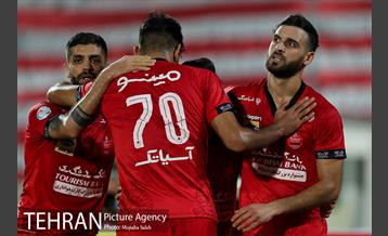 دیدار تیم های فوتبال پرسپولیس و تراکتور تبریز 19