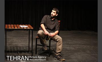 نمایش عشق من حامد بهداد 2