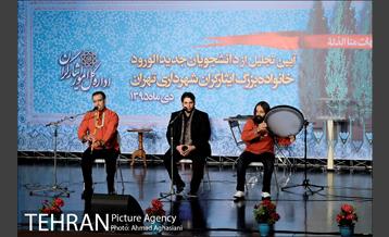 مراسم تجلیل از دانشجویان خانواده های ایثارگران شهرداری 5