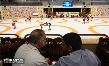 بازدید شهردار تهران از اردوی تیم ملی کشتی
