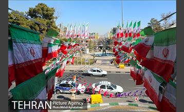 آذین بندی معابر منطقه 8 به مناسبت دهه فجر 13