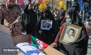 مراسم تشییع پیکر دو شهید گمنام دفاع مقدس در منطقه 11