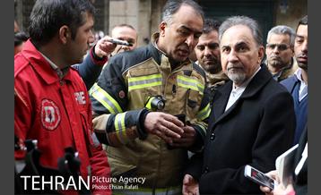 بازدید شهردار تهران از محل آتش‌سوزی ساختمان برق حرارتی وزارت نیرو  10