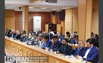 جلسه شورای معاونین ،مدیران عامل سازمان ها،شرکت ها وموسسات و شهرداران مناطق 22گانه  4