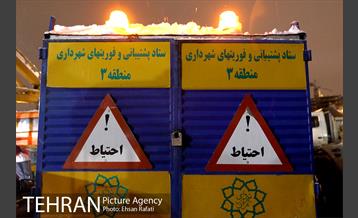 بازدید شبانه مدیران شهری از سایت های برف روبی  13