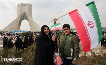 راهپیمایی ۲۲ بهمن در تهران - 3 8