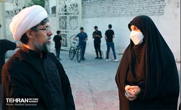 حضور شهردار منطقه هشت در مراسم عزاداری روز عاشورا