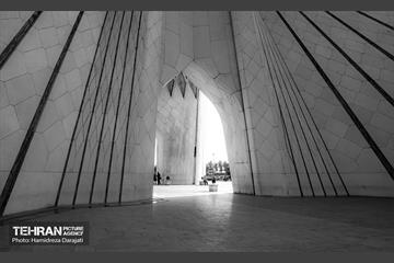 روایت یک بـرج 50ساله 2