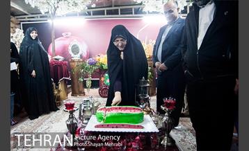 برنامه شب یلدا همراه شهردار تهران در موسسه خیریه بهشت امام رضا(ع) 30