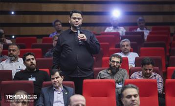نخستین نشست تخصصی شهرداران شب تهران 42
