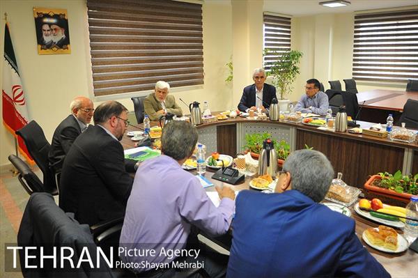 نشست مجمع امید با حضور شهردار تهران 1