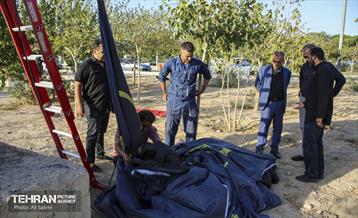 اکران نماپرچم و ابرپرچم‌های طرح حرم رضوی در باب الرضای پایتخت 21