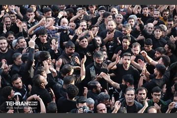 عزاداری شهادت امیرالمومنین (ع) در میدان امام حسین (ع) 10