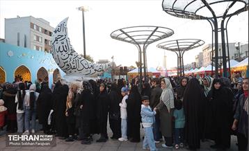 ویژه برنامه «مهمونی شهر» در باغ‌راه حضرت زهرا(س) - ۶ 34