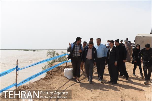 بازدید شهردار تهران از منطقه سیل زده پل قدرت آباد دشت آزادگان 6