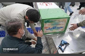 وداع با پیکر شهدای حافظان نظم و امنیت 38