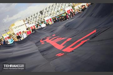 اهتزاز اَبَر پرچم متبرک ابا عبدالله حسین(ع) 15