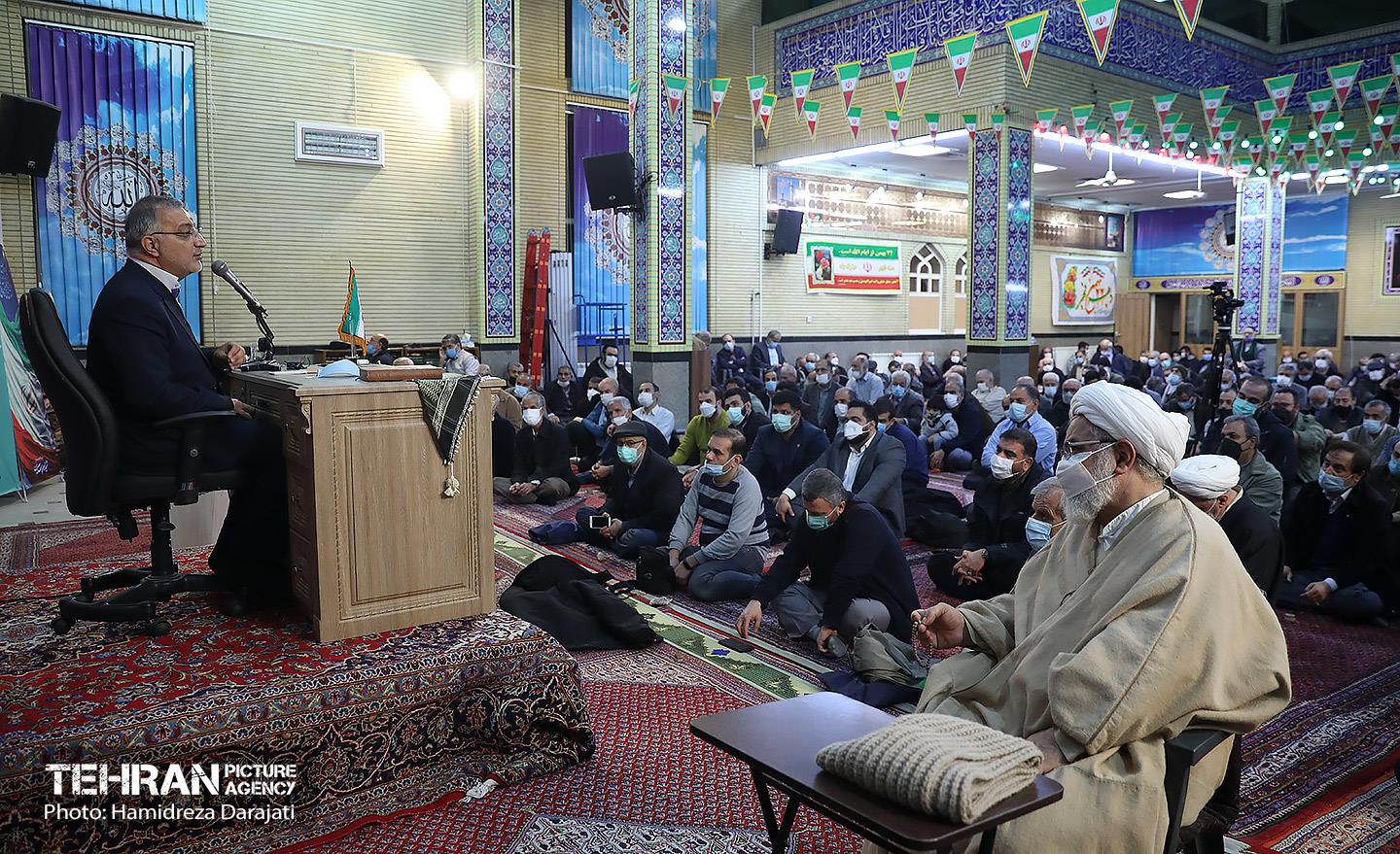 سخنرانی شهردار تهران در مسجد انصارالحسین (ع) 17