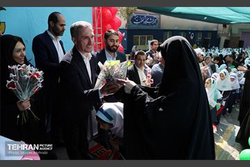 آغاز سال تحصیلی جدید در دبستان شاهد حضرت زینب(س) 19